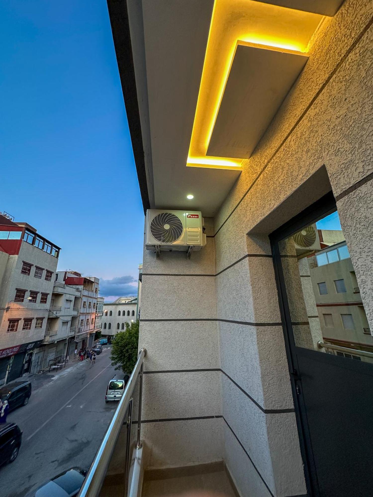 Veluxa - Luxury Holiday Homes - Centric Flat Tanger Exterior foto